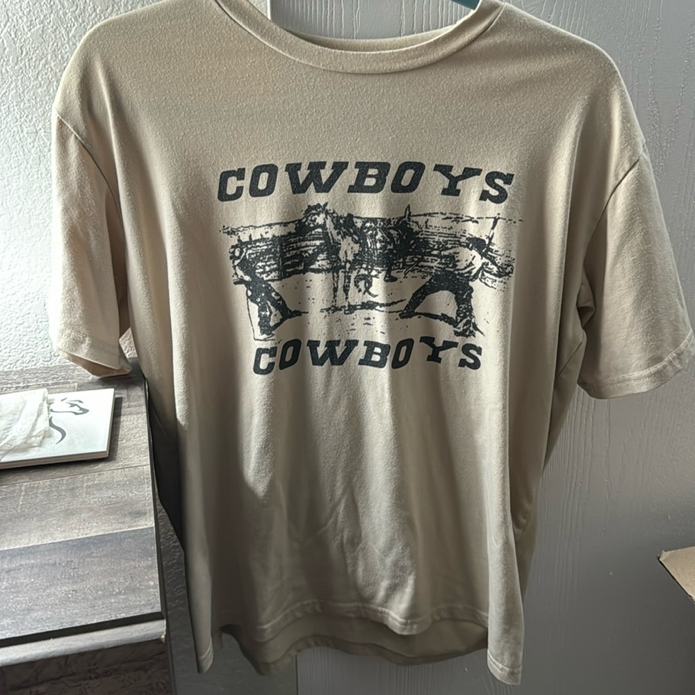 cute tee